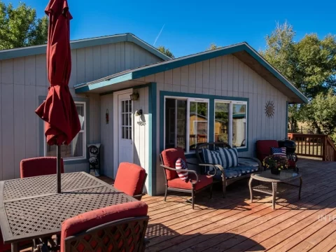 Featured exclusive listing at 103 West 420 North, Shoshone, Idaho 83352