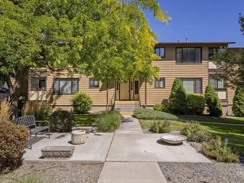 Featured exclusive listing at 355 Elm Street North #a-7, Twin Falls, Idaho 83301